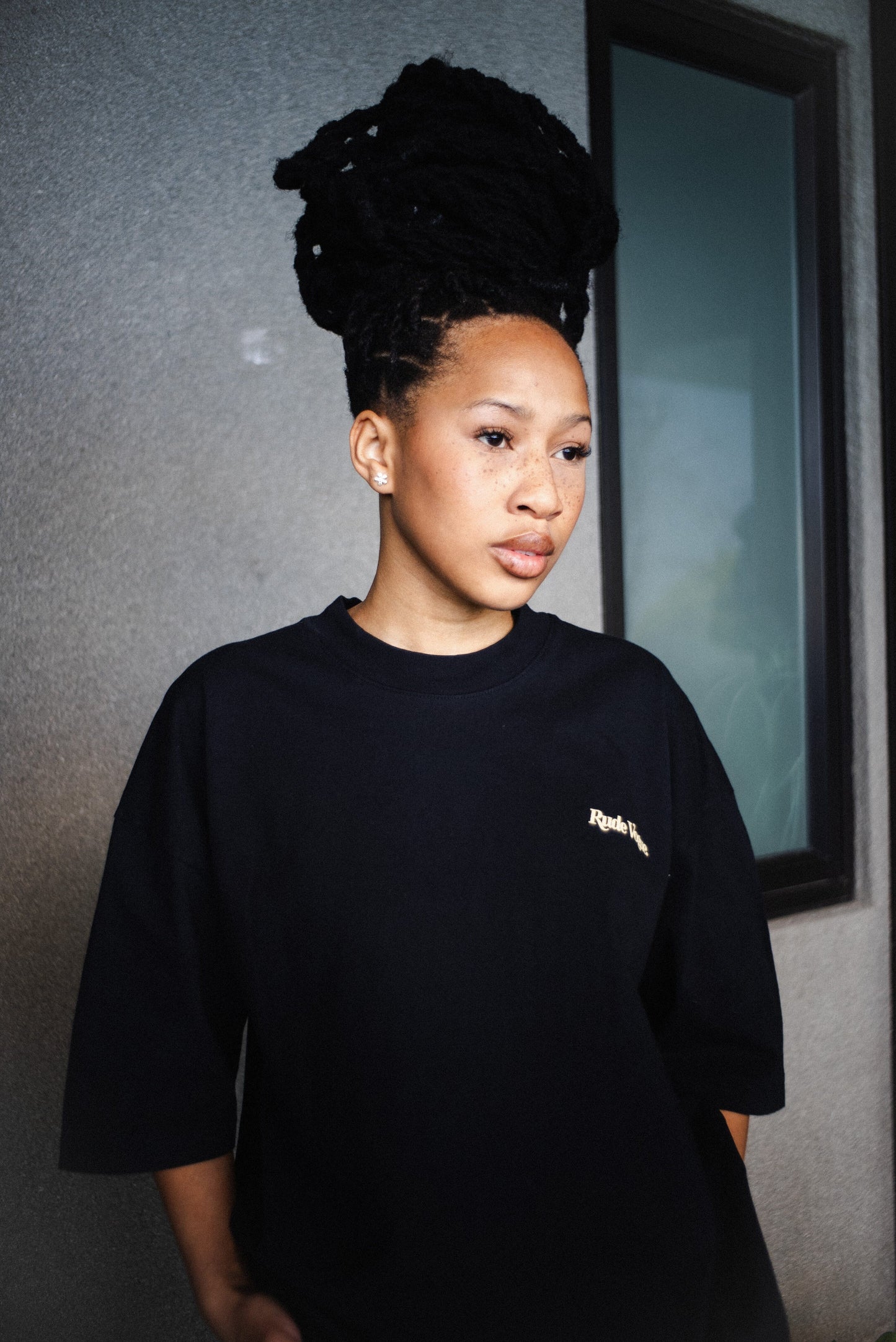 RUDIMENTARY LOGO T-SHIRT - BLACK / CREAM T Shirts Rude Vogue