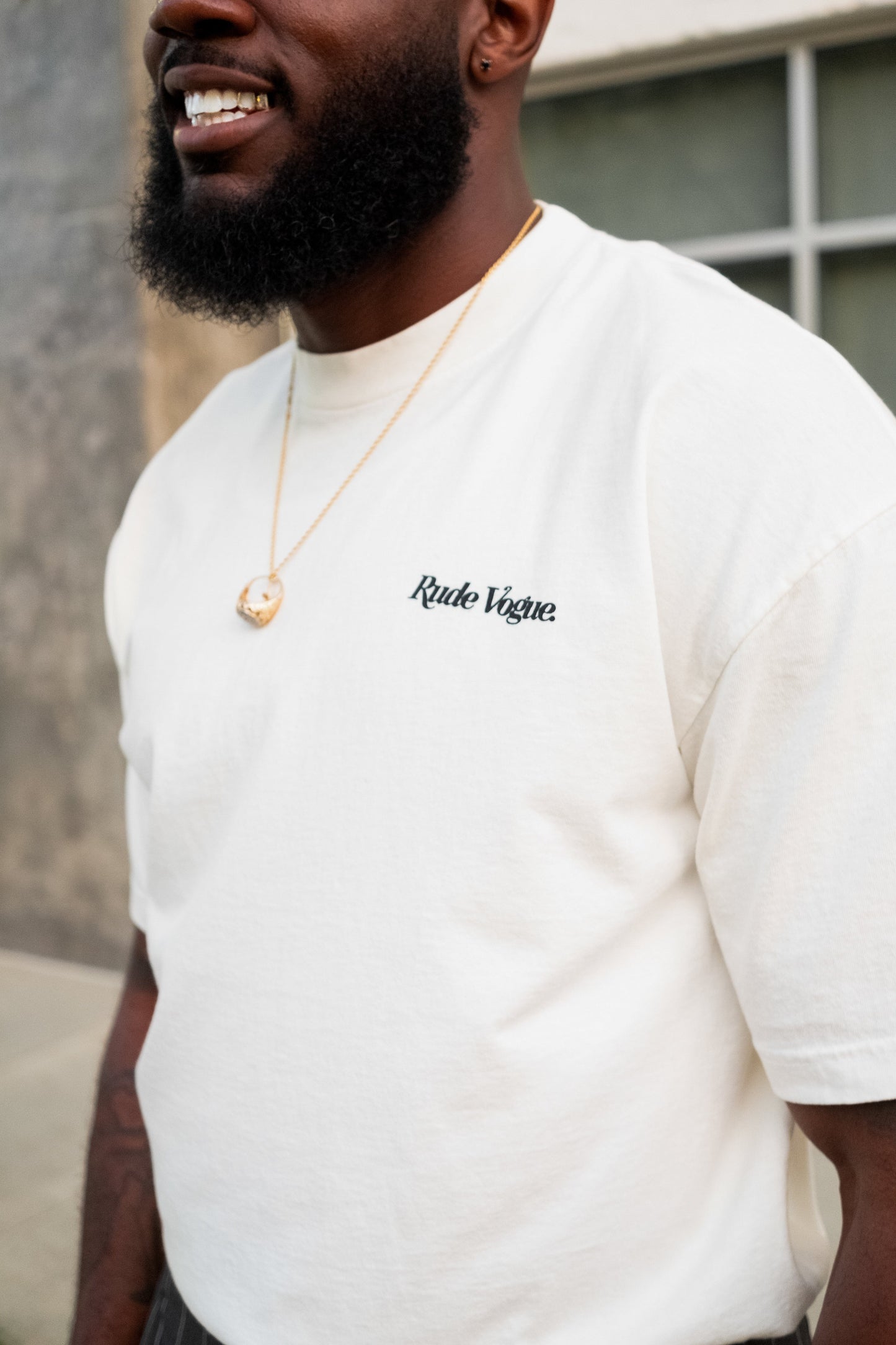RUDIMENTARY LOGO T-SHIRT - OFF-WHITE / BLACK T Shirts Rude Vogue